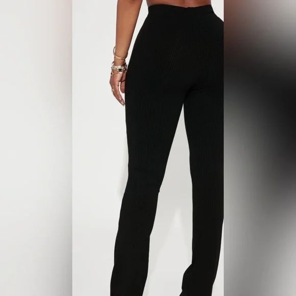 Snatched Ribbed Compression Pants🤭🔥 - Picture 3 of 3